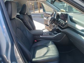 Toyota Highlander 2021