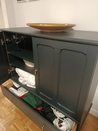 Mueble aparador Ikea madera