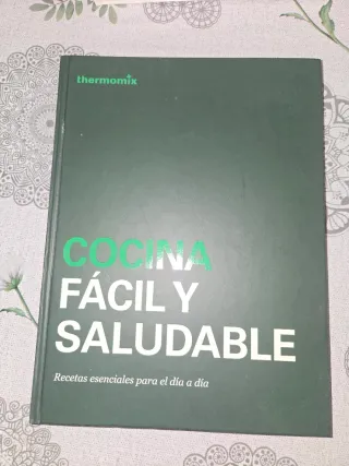 Libro recetario "Cocina Fácil y Saludable"