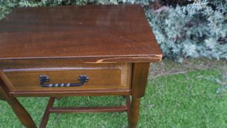 Comodini 2 modelli, vedi foto, misure leggi