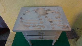 Comodini 2 modelli, vedi foto, misure leggi