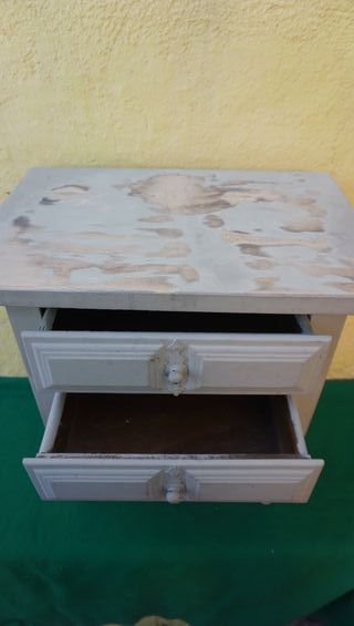 Comodini 2 modelli, vedi foto, misure leggi