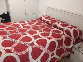 Colcha Cama 135 ,o 150.Roja y Blanca