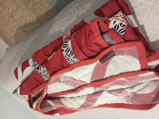 Colcha Cama 135 ,o 150.Roja y Blanca