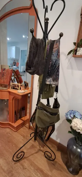 Mueble de entrada madera y metal