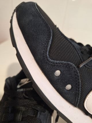 Zapatillas hombre Nike Venture Runner Talla 40.5