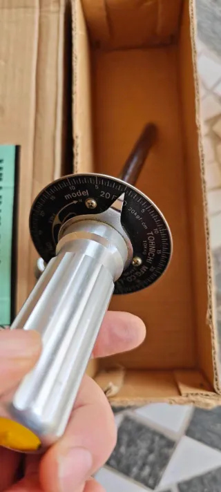 Llave dinamométrica Tohnichi 20FTD