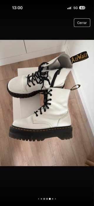 Botas Dr. Martens blancas con plataforma