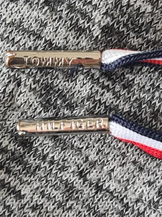 Sudadera Tommy Hilfiger gris con cordones