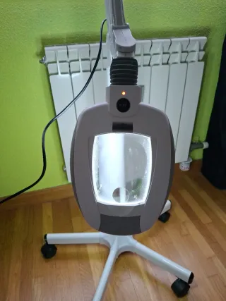 Lupa  lampara cabina