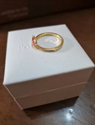 Anillo Pandora Disney Rapunzel Corona Rosa Oro