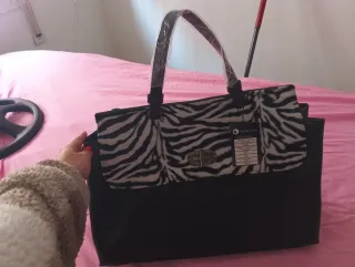 Chaqueta corta beige con flecos