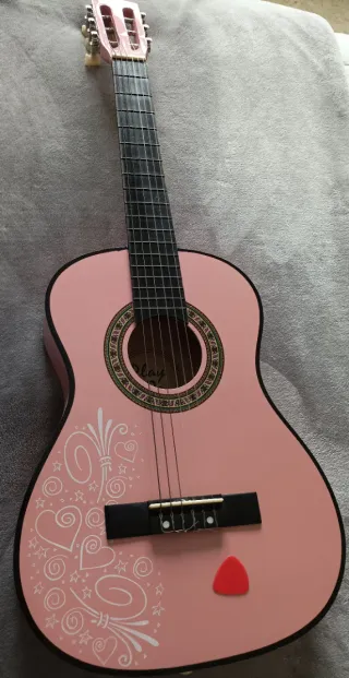 Guitarra Clásica Rosa Infantil