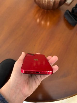 iPhone 13 Rojo no negociable