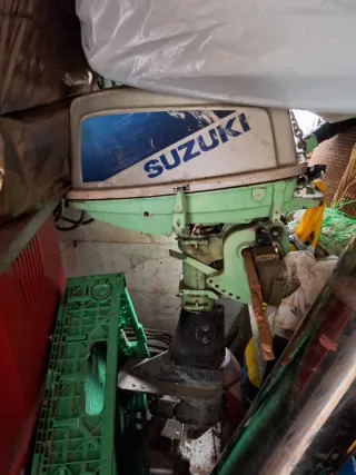 Embarcacion bote de madera