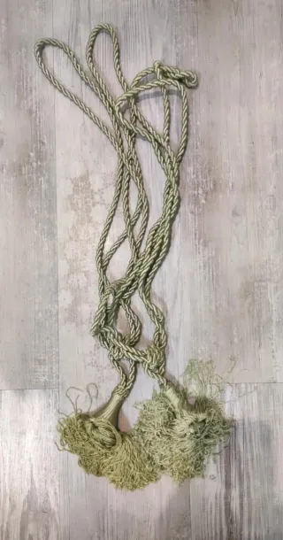 2 alzapaños para cortinas verde