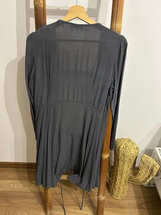 Vestido gris White & One