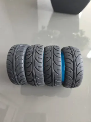 RUEDAS RC 1/10 LLANTAS ALUMINIO,YA PEGADAS,NUEVAS