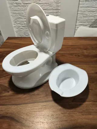 Lote Bebé: Mochila, mesa, váter, cojín, sillón...