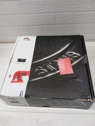 Staub Rustidera chistera de Hierro Fundido