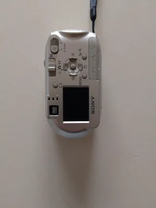 Cámara Sony Cyber-shot 4.1 MP