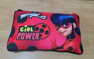 Cojín Ladybug Girl Power