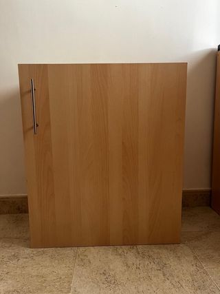 Mueble de madera color beige/marrón