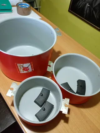 SET DI 3 PENTOLE VINTAGE ROSSE