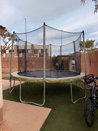 Trampolin de 3 metroa en perfecta condiciones