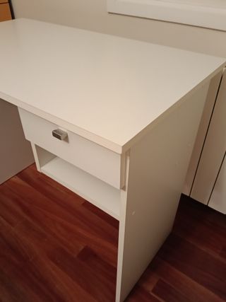 Escritorio juvenil blanco