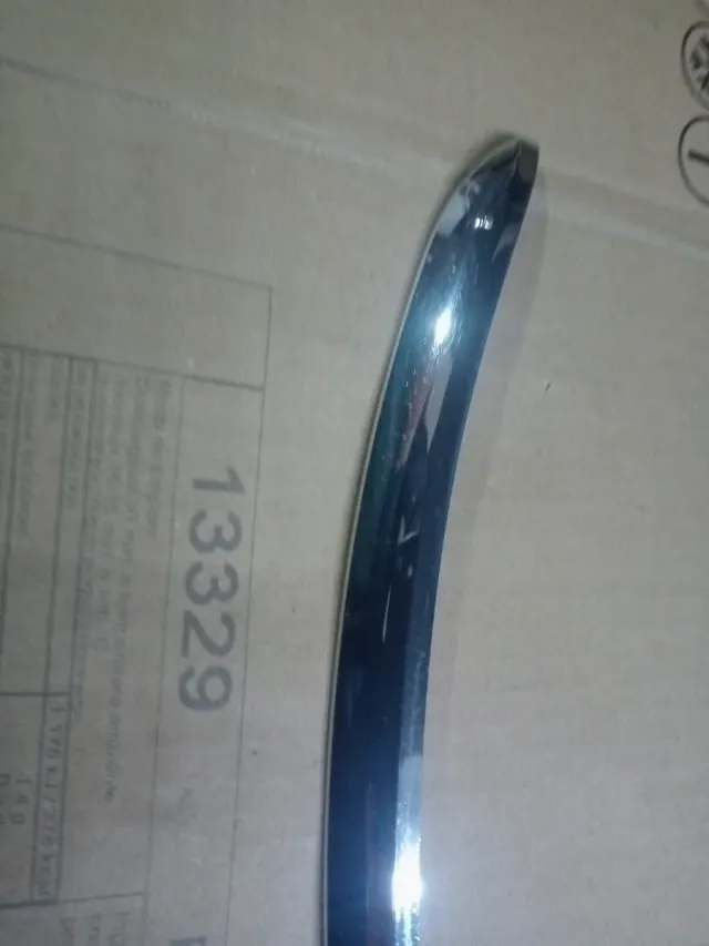 Moldura Delantera Izquierda Peugeot 407