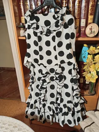 Traje Sevillana Lunares Talla 40