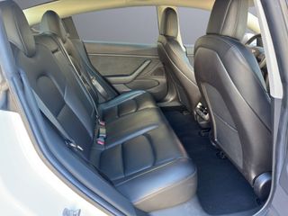 Tesla Model 3 Gran Autonomía AWD