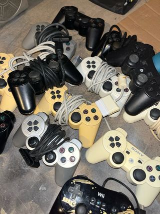 Mandos PS2 Sony + 1 WII SIN PROBAR - Admito oferta