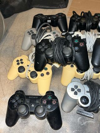 Mandos PS2 Sony + 1 WII SIN PROBAR - Admito oferta