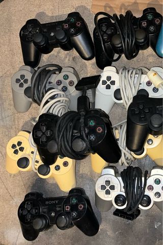 Mandos PS2 Sony + 1 WII SIN PROBAR - Admito oferta