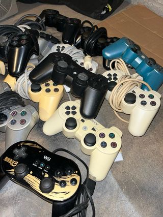 Mandos PS2 Sony + 1 WII SIN PROBAR - Admito oferta