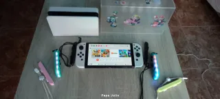 Nintendo Switch OLED Blanca y Negra
