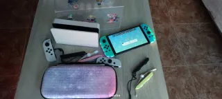 Nintendo Switch OLED Blanca y Negra