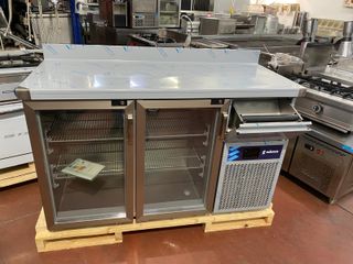 Frentemostrador 2 puertas de cristal