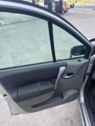 Renault Grand Scenic 2009