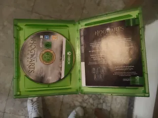 Xbox One X 1TB con Mando y Juegos