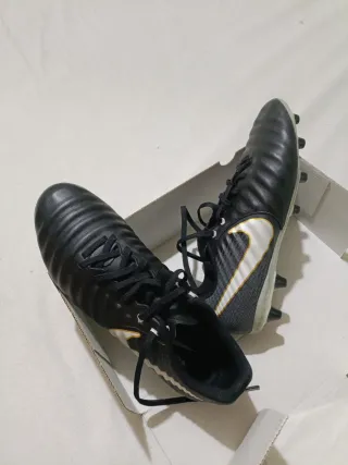Botas de Fútbol Nike Tacos Negro/Dorado