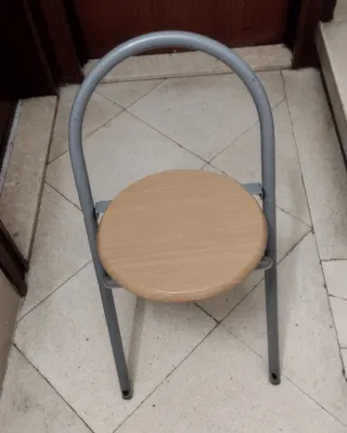 2 Taburetes Madera y Metal