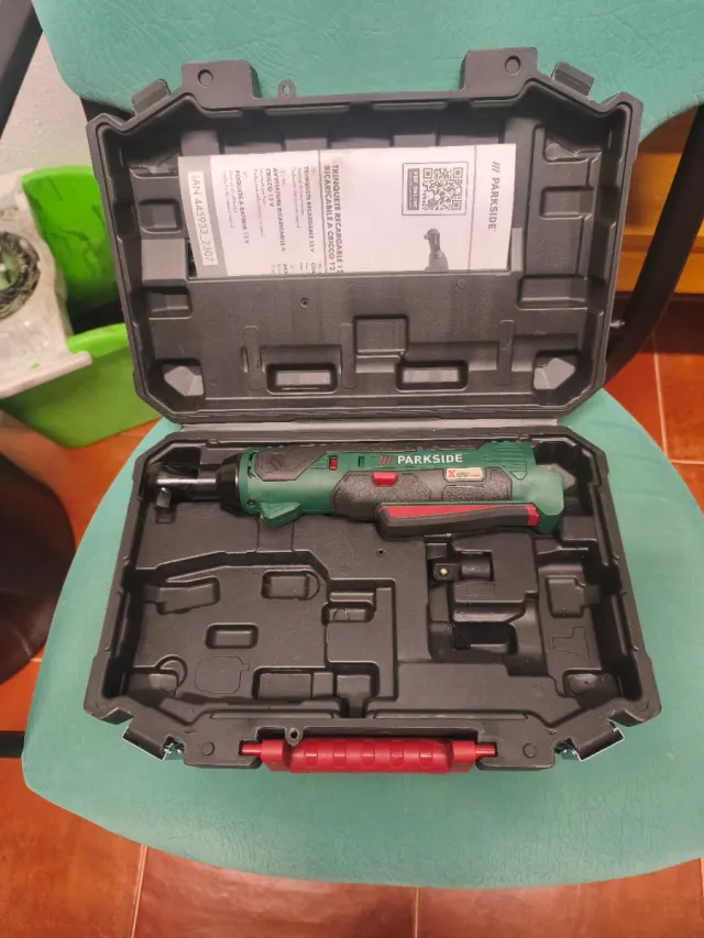 Carraca eléctrica Parkside 12V