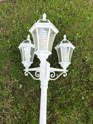Farola de jardín blanca 3 luces