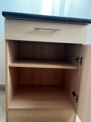 Mueble de cocina madera y mármol