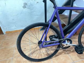 Bicicleta Fixie Morada