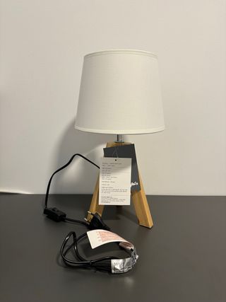 Lámpara de mesa madera y tela