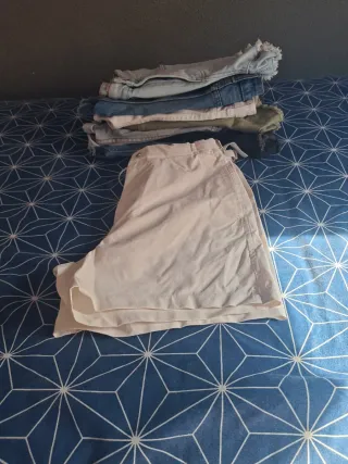 Lote de Pantalones cortos vaqueros mujer.